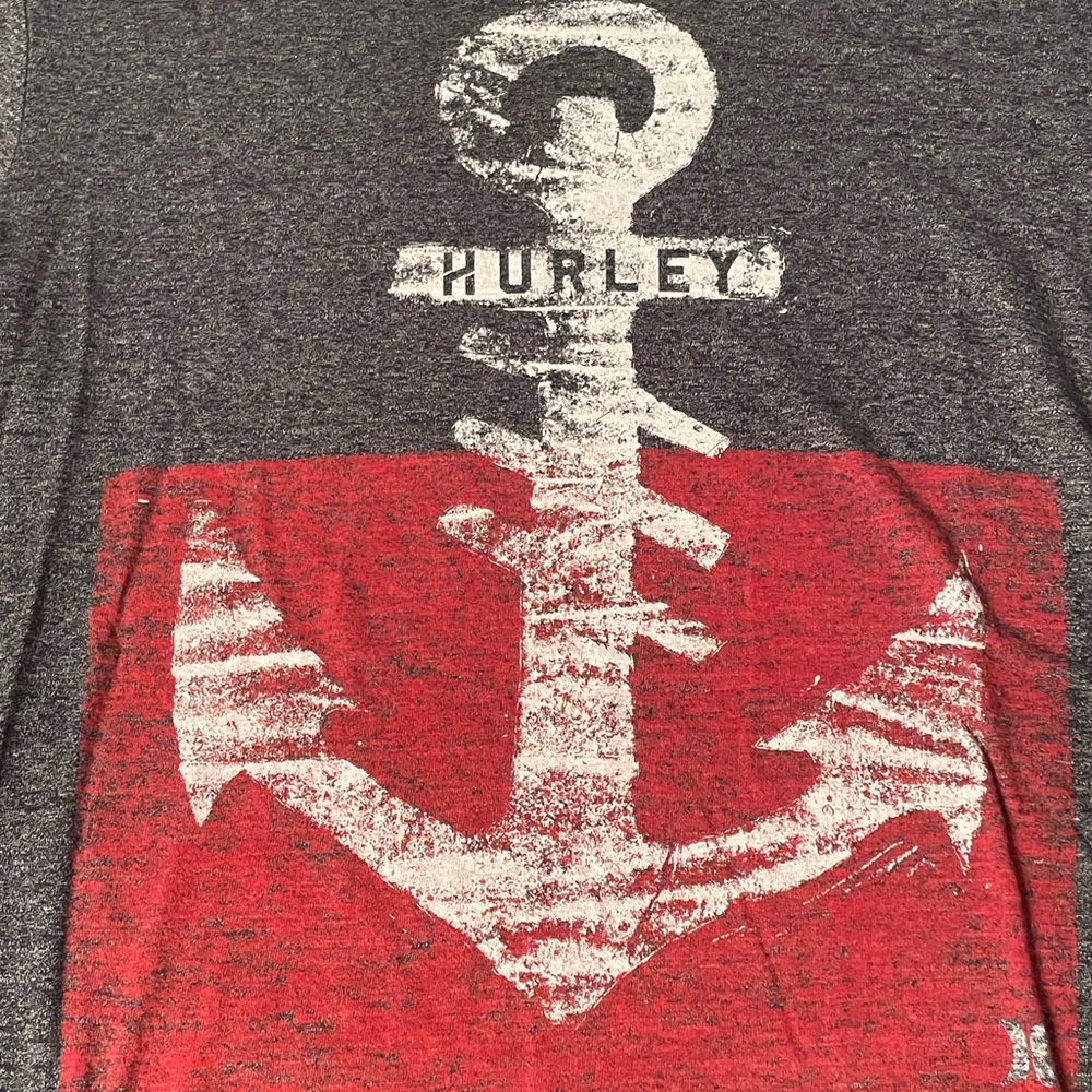 Hurley Men’s Ancor Design T-Shirt - Size Medium